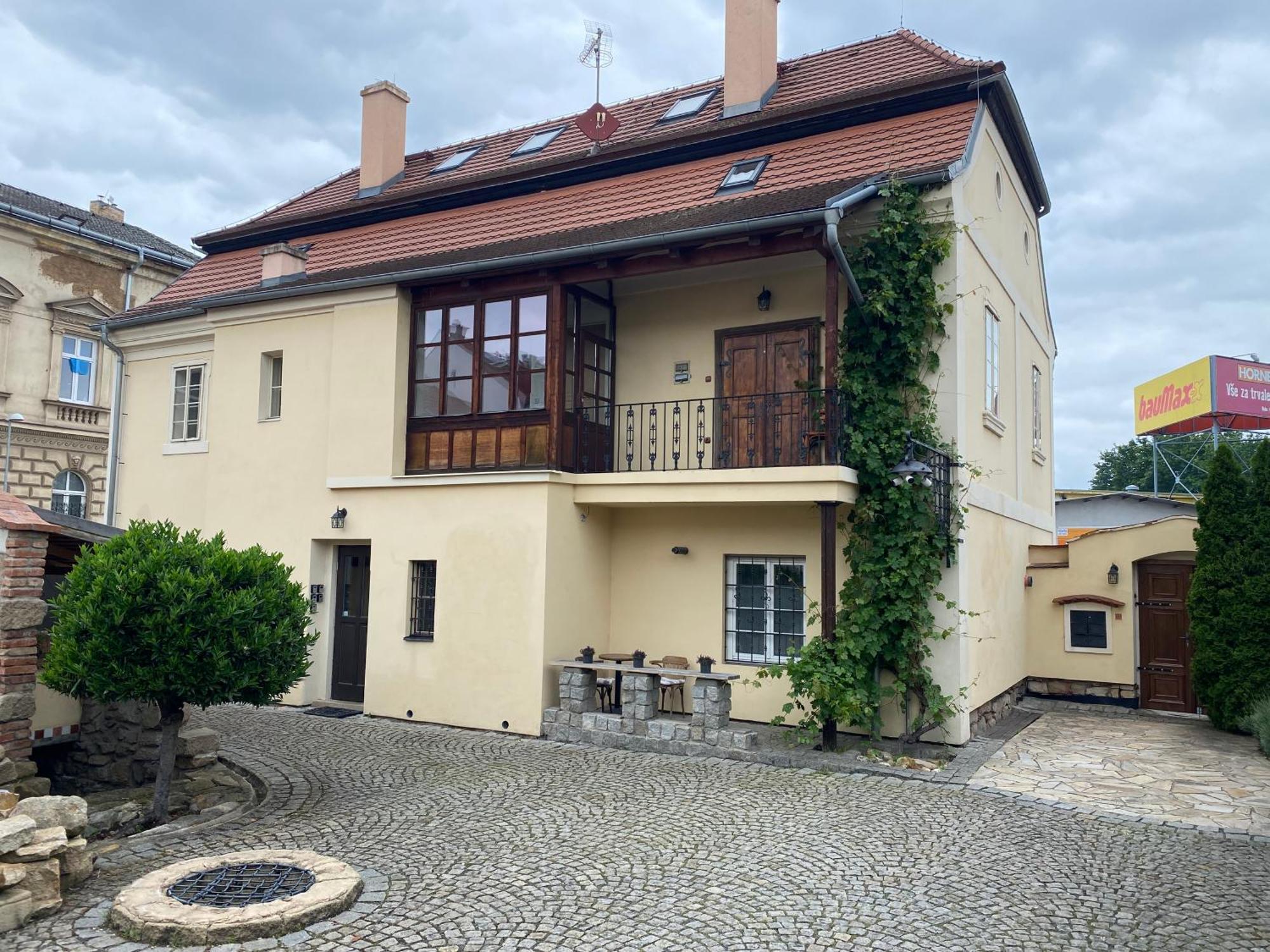 Vila Lucia - Apartman 1 Plzen Exterior photo